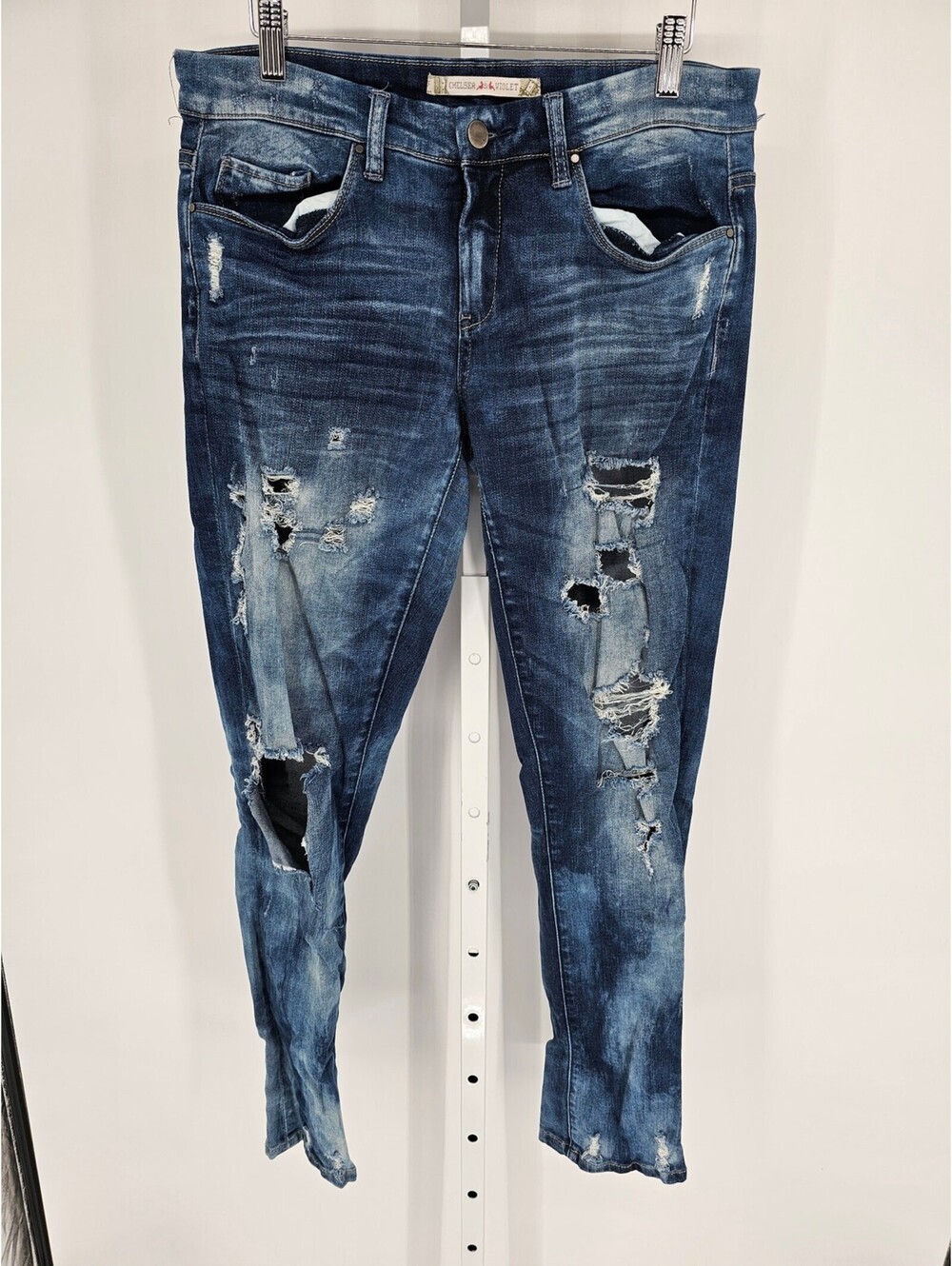 Chelsea & Violet Womens Sz 27 Skinny Leg Blue Jeans Heavily Distressed